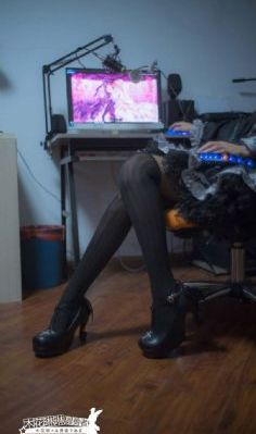 免费美女视频_BD英语高清在线