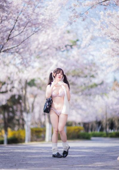 国产成人亚洲精V品无码樱花_蓝光动漫免费观看