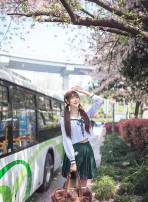 存在感消失在课堂上为所欲为小说_超清在线观看高清