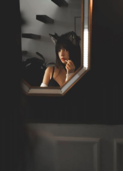 美女裸体露逼图片_HD在线观看电视