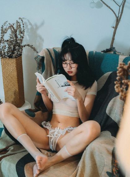 乱人伦精品_720在线播放